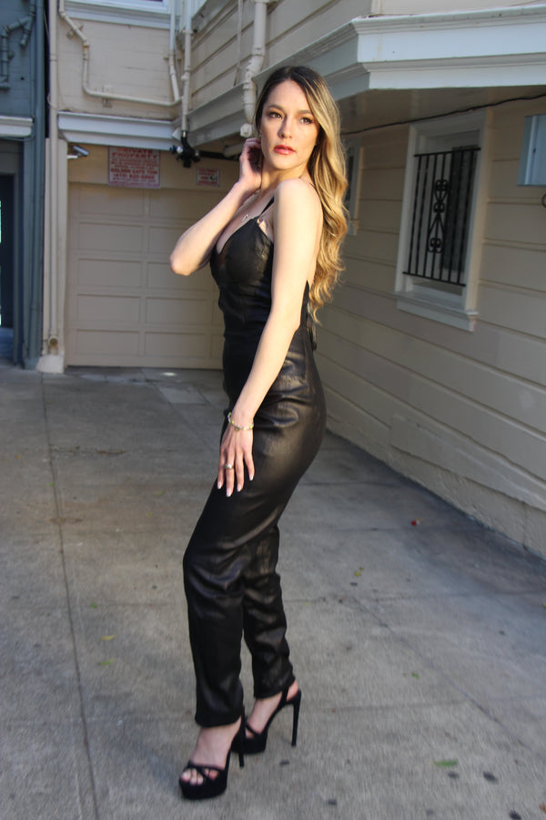 Catsuit de cuero elástico