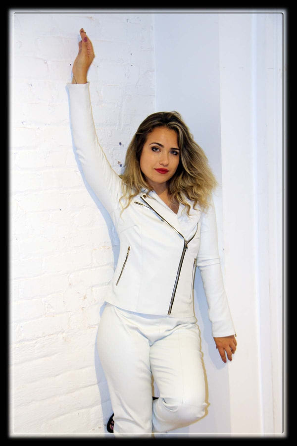 Pantalón de cuero elástico Gold Mist con pernera ajustada